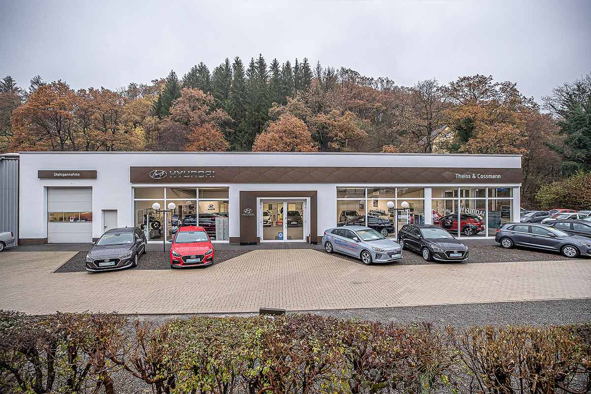 Theiss & Cossmann Autohaus Fassade